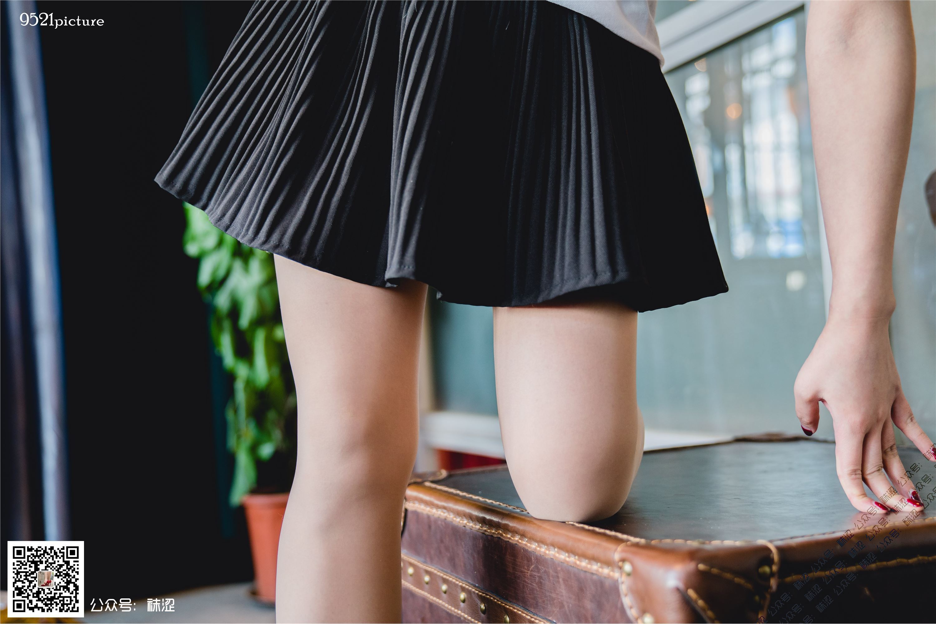 袜涩 005 Amanda学生制服